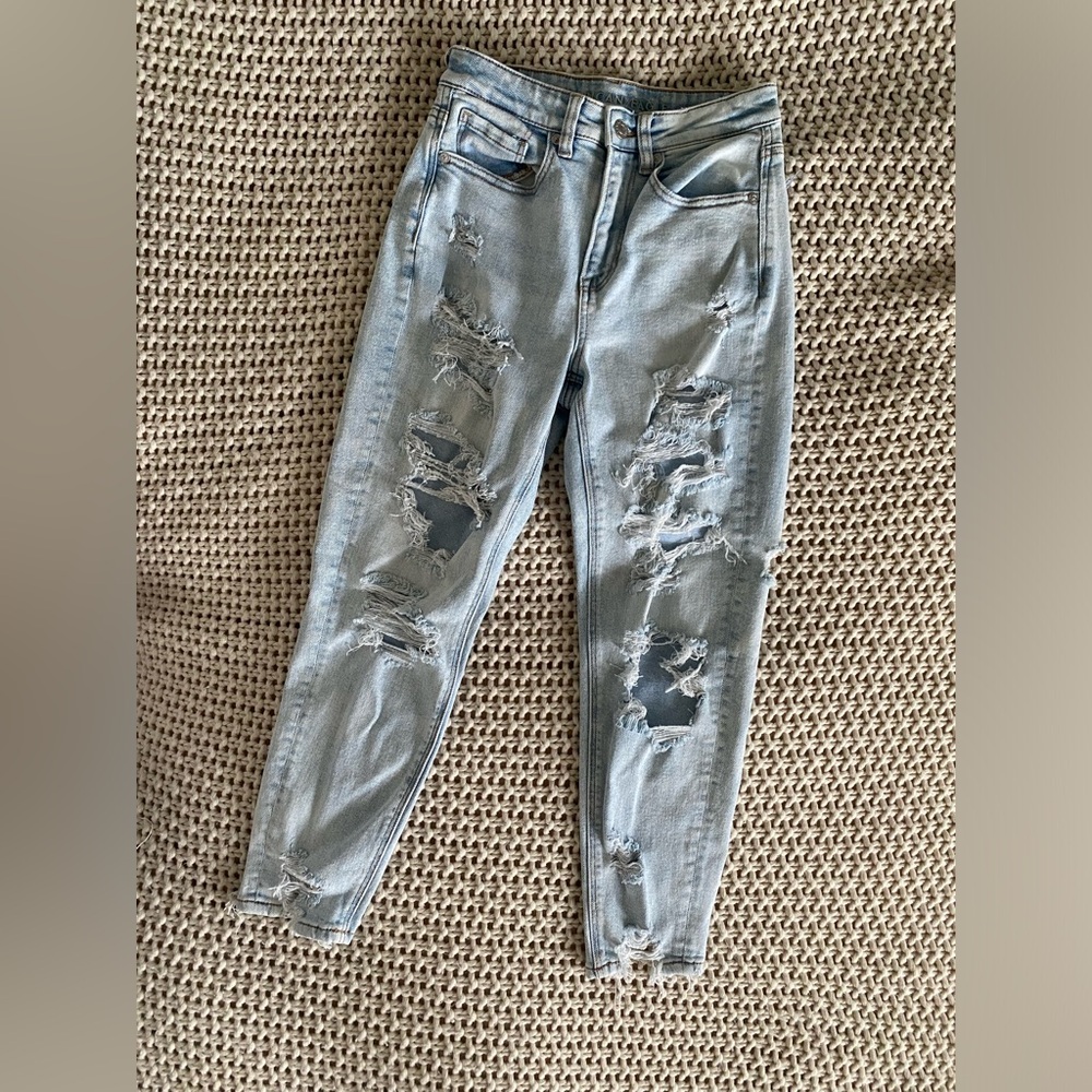 American Eagle light wash distressed mom jeans